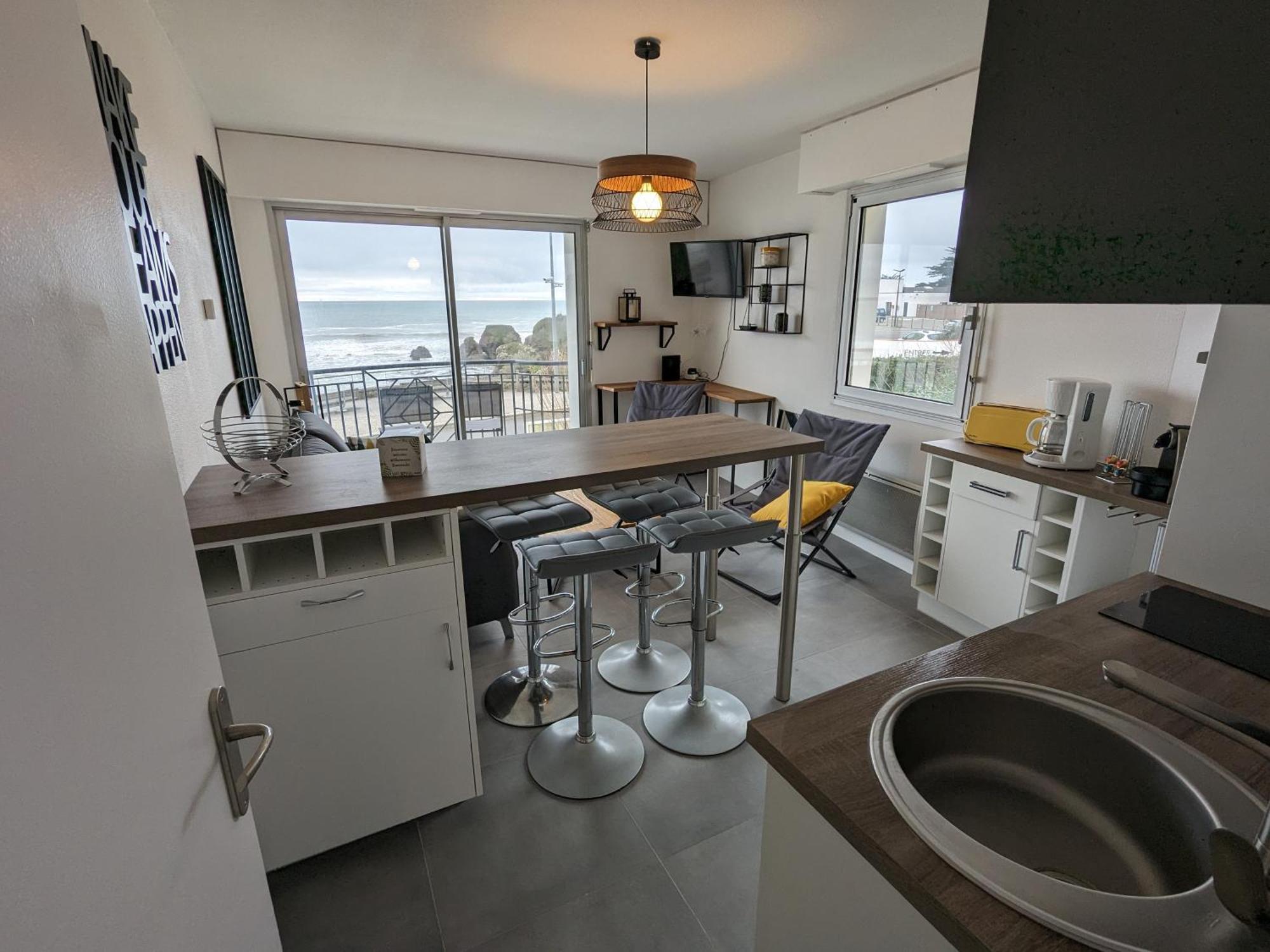 St Gilles Appartement Face Mer Сент-Илер-де-Рье Экстерьер фото